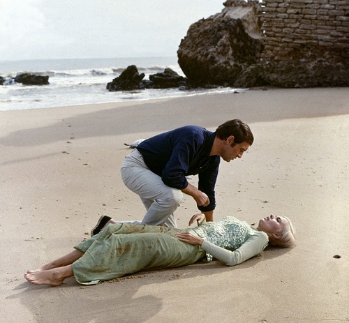Maurice Ronet & Jean Seberg in Birds in Peru (1968)