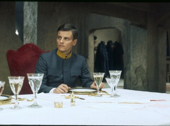 Jacques Perrin in The Desert of the Tartars (1976)