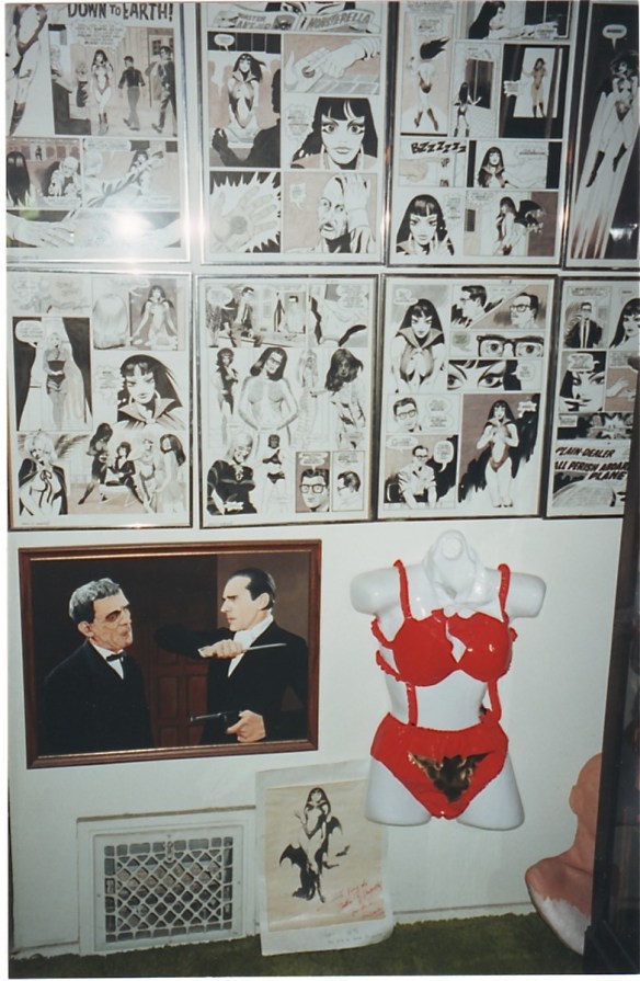 From the private collection of Forrest J. Ackerman (1998) photo by J. Stafford