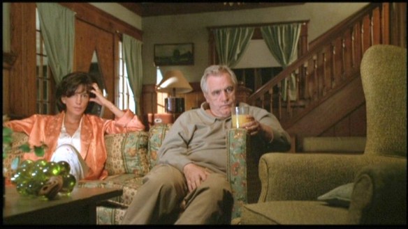 Mercedes Ruehl & Brian Cox in The Minus Man (1999)