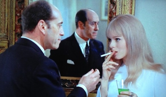 Jose Luis Lopez Vazquez and Geraldine Chaplin in Peppermint Frappe (1967), directed by Carlos Saura