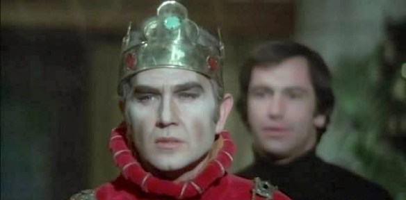 Javier Escriva in Hamlet mode with his man servant Simon Andreu in attendance in Forbidden Love Game (1975, aka Juego de amor prohibido)