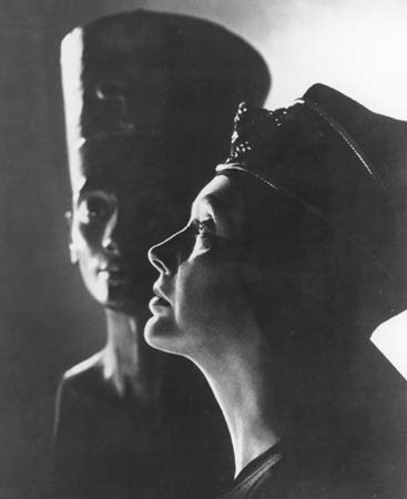 Stage legend Katharine Cornell