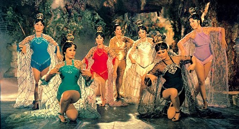 Cave of the Silken Web (1967)