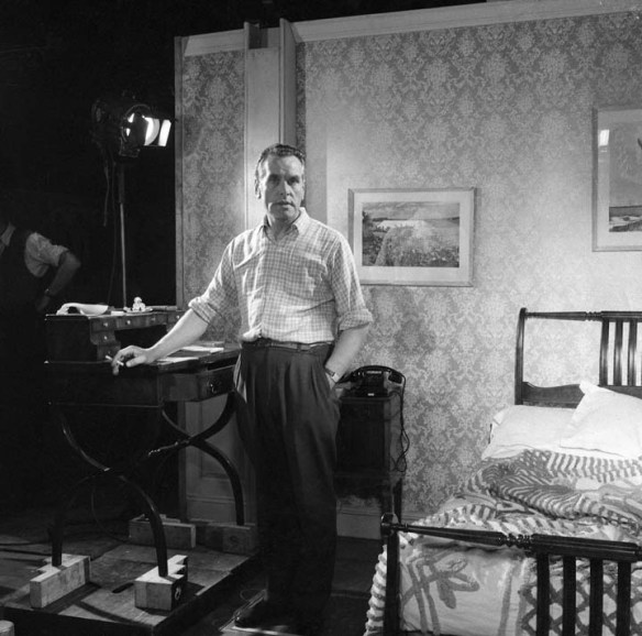 Director Charles Crichton on the set of Floods of Fear (1958)