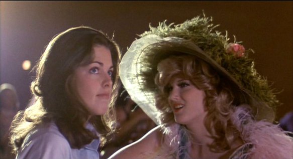 Joan Prather (left) as Robin and Annette O'Toole as Doria, rival beauty contestants in Smile (1975).